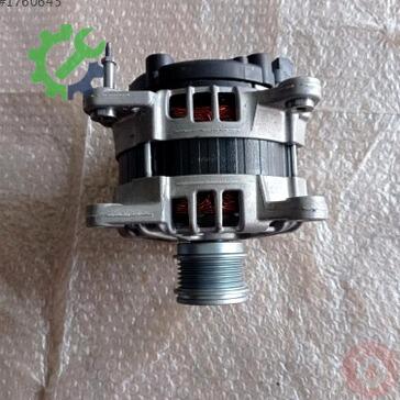 Volkswagen Arteon Şarj Dinamosu 04L903024T çıkma parça