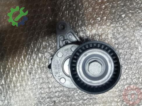 Audi A5 Triger Kayışı 04L903315D çıkma parça