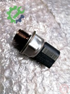 Volkswagen Golf Lastik 04L906054 çıkma parça