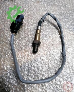 Volkswagen Golf Oksijen Sensörü 04L906262L çıkma parça