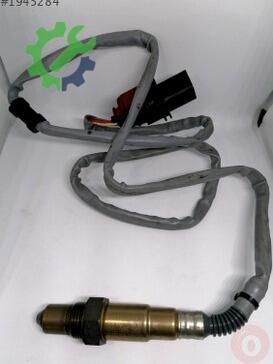 Volkswagen Passat Oksijen Sensörü 04L906262N çıkma parça