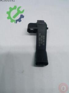 Çıkma Volkswagen Jetta Eksantrik Sensörü 04L906433B