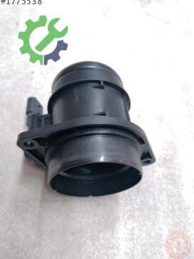 Audi A3 Hava Akış Sensörü 04L906461B çıkma parça