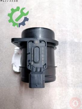 Audi A3 Hava Akış Sensörü 04L906461B çıkma parça