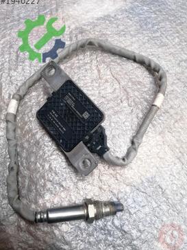 Volkswagen Passat Oksijen Sensörü 04L907805CE çıkma parça