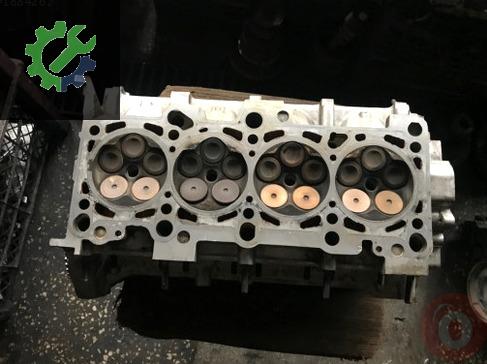 Volkswagen Passat Silindir Kapağı 058103373 çıkma parça