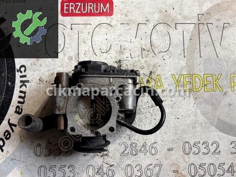 Volkswagen Passat Gaz Kelebeği 058133063H çıkma parça