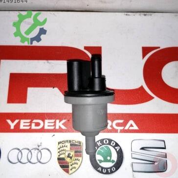 Volkswagen Golf Turbo Valfi 058133517B çıkma parça