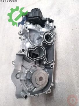 Volkswagen Golf Devirdaim 05E121042B çıkma parça