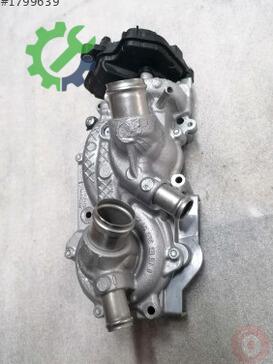 Volkswagen Golf Devirdaim 05E121042B çıkma parça