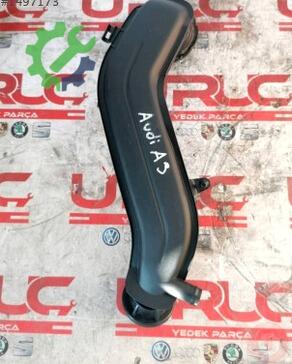 Audi A3 Turbo Hortumu 05E145674G çıkma parça