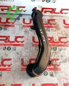 Audi A3 Turbo Hortumu 05E145674G çıkma parça