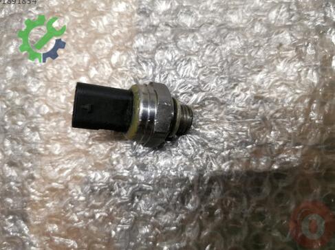 Audi Q3 Oksijen Sensörü 05E906277A çıkma parça