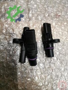 Audi A4 Eksantrik Sensörü 04L907601 çıkma parça