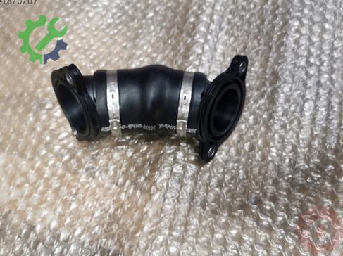 Audi Q2 Turbo Hortumu 05L131521 çıkma parça