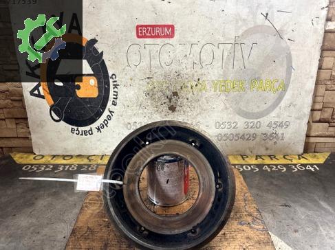Skoda Octavia Volant 067105273G çıkma parça