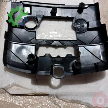 Volkswagen Caddy Motor Kapağı 06A103925CH çıkma parça