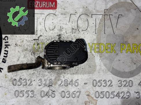 Seat Leon Gaz Kelebeği 06A133062Q çıkma parça