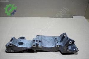 Audi A3 Motor Braketi 06A903143F Sökme Çıkma