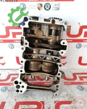 Audi A3 Yağ Pompası 06B103535B çıkma parça