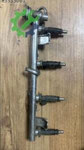 06B133551T audi a4 a6 passat b5 enjektör kütüğü
