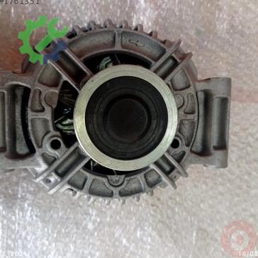 Volkswagen Golf Şarj Dinamosu 06B903016AB çıkma parça