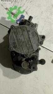 06D145100E audi  a6 vakum pompası