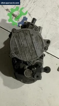 Volkswagen Jetta Vakum Pompası çıkma parça