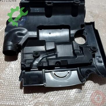 Volkswagen Passat Motor Kapağı 06F133837T çıkma parça