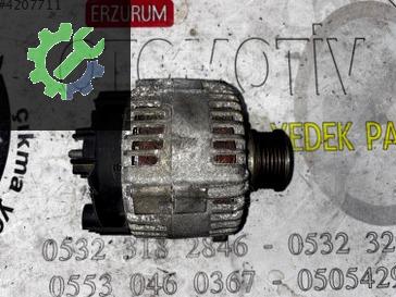 Audi A4 Şarj Dinamosu 06F903023C çıkma parça