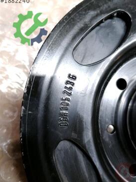 Volkswagen Golf Krank Kasnağı 06H105243G çıkma parça