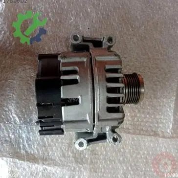 Audi A7 Şarj Dinamosu 06H903018E çıkma parça