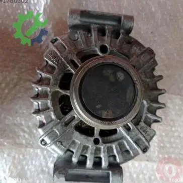 Audi A7 Şarj Dinamosu 06H903018E çıkma parça
