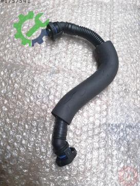 Volkswagen Jetta Intercooler 06J103221A çıkma parça