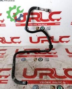 Audi Q3 Orijinal Çıkma Dolum Boğazı 06J133986AB