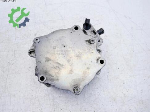 Audi A3 Vakum Pompası 06J145100B çıkma parça