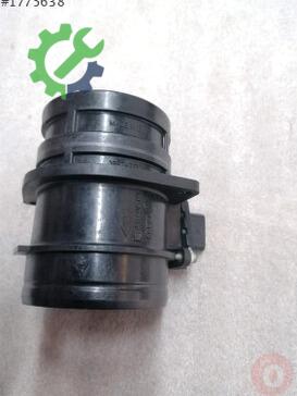 Volkswagen Amarok Hava Akış Sensörü 95860612510 çıkma parça