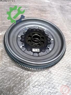 Volkswagen Tiguan Volant 06K105266AC çıkma parça