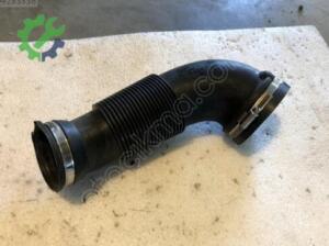 Çıkma Audi A4 Turbo Hortumu 06L129629A