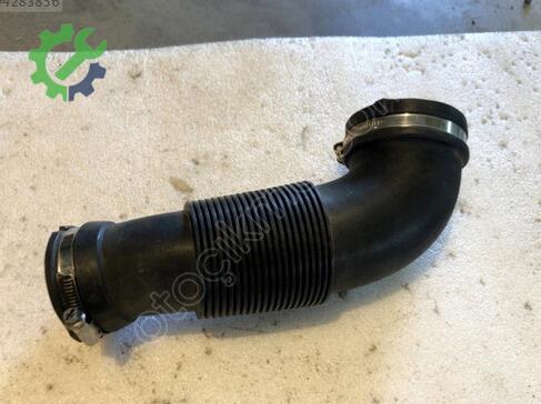 Audi A4 Turbo Hortumu 06L129629A çıkma parça