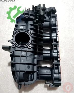 Volkswagen Golf Emme Manifoldu 06L133201T çıkma parça