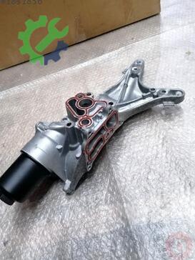 Volkswagen Golf Motor Braketi 06L903143A çıkma parça