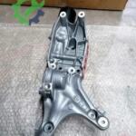 Volkswagen Touareg 2022 Çıkma Motor Braketi 06L903143D
