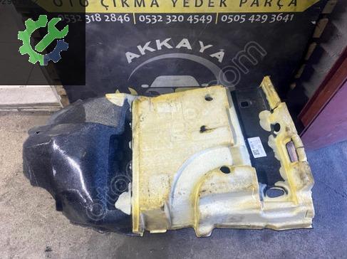 Fiat Egea Taban Halısı 07356942420E çıkma parça