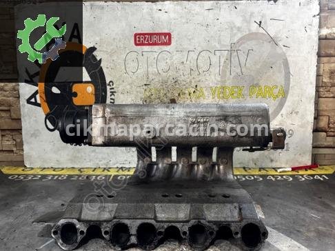 Volkswagen Transporter Emme Manifoldu 074129713 çıkma parça