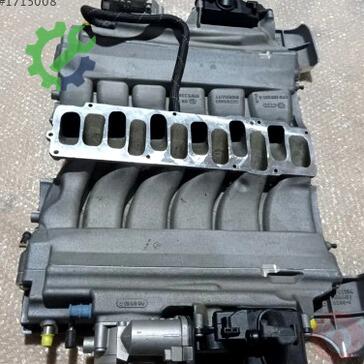 Audi A8 Emme Manifoldu 07C133201AE çıkma parça