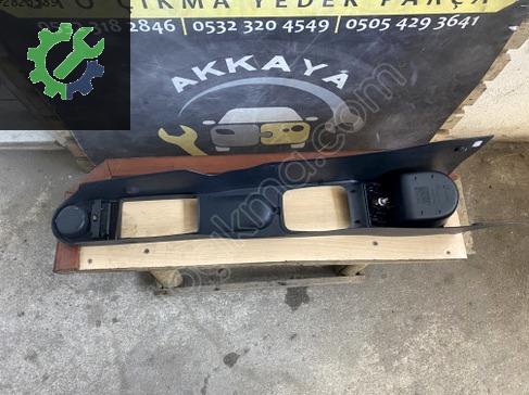 Opel Corsa Orta Konsol GM09114441 çıkma parça