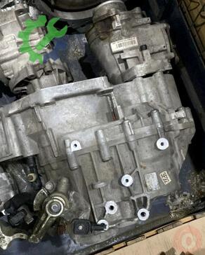 Volkswagen Tiguan Şanzıman Komple 0A6300045N çıkma parça