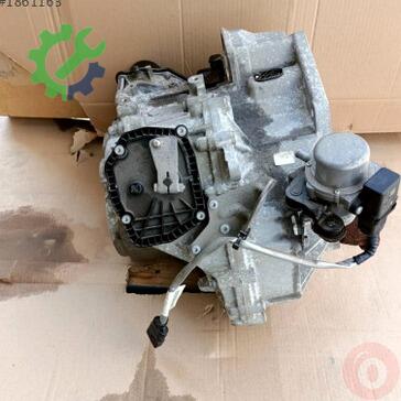 Volkswagen Golf Şanzıman Komple 0CG301103B çıkma parça