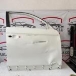 SSANGYONG MUSSO SAĞ ÖN KAPI HASARLI